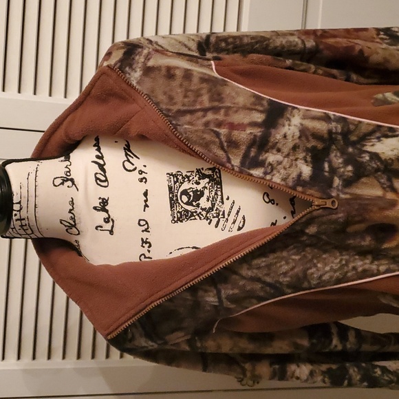 Women's Mossy Oak Pullover - Picture 5 of 8